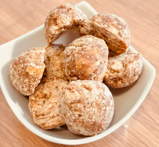 Real Gudluu jaggery balls